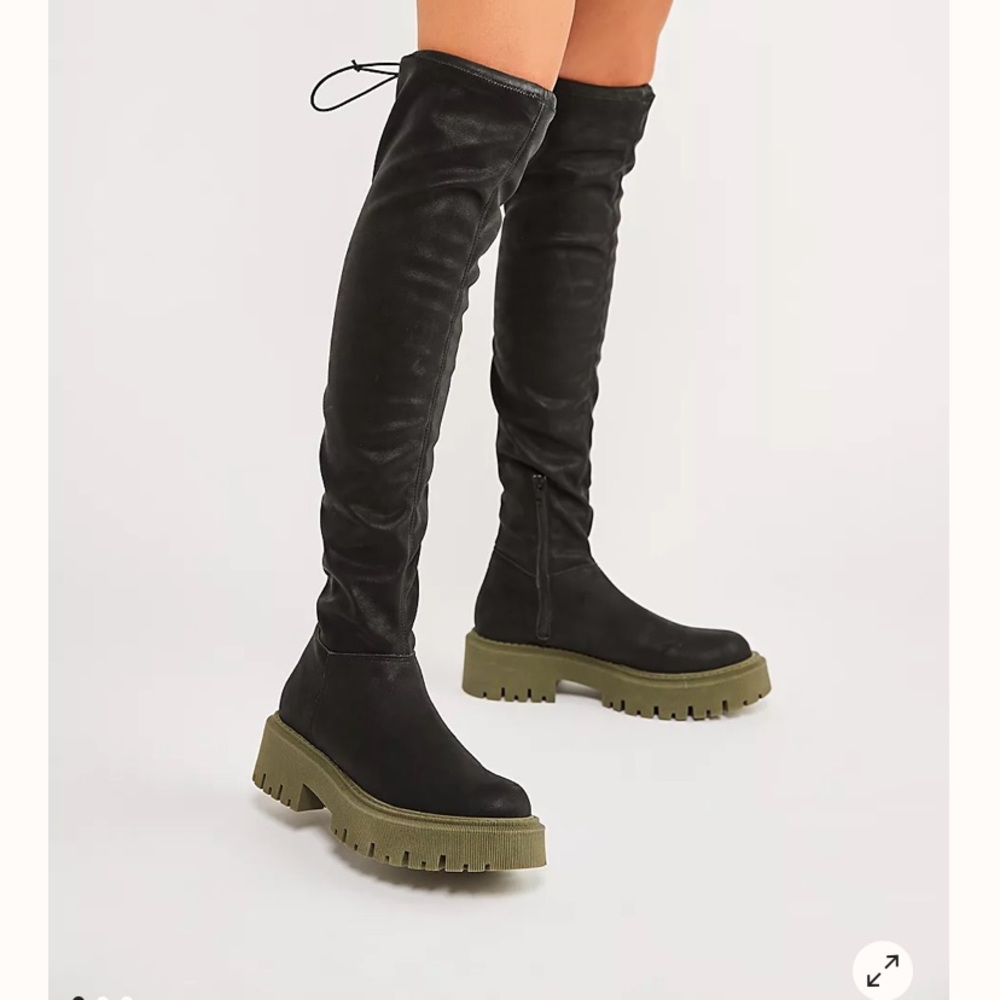 NWOT Jeffrey Campbell Chase Second Skin Over-the-knee Boots. Size 7.5